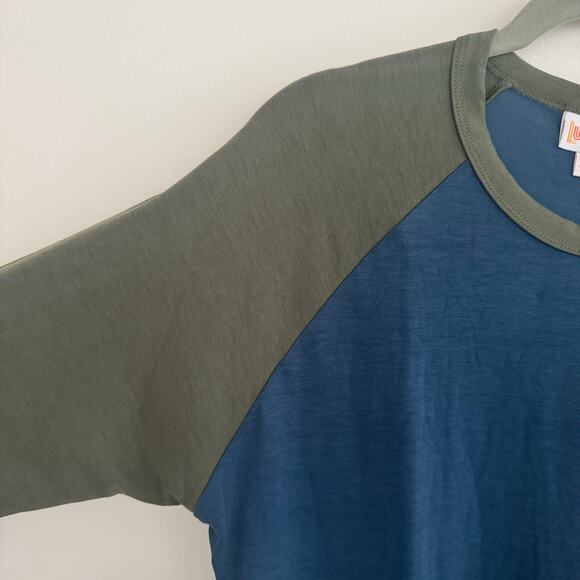 Lularoe Solid Randy in Blue/Green - Picture 4 of 6